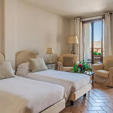 Hotell Borgo Degli Ulivi - Castello Di Montegridolfo