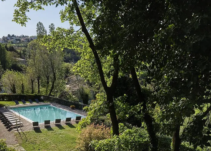 Borgo Degli Ulivi - Castello Di *