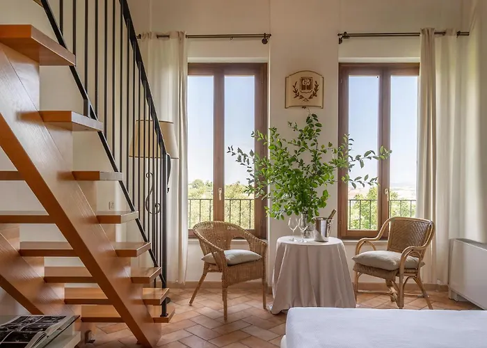 Borgo Degli Ulivi - Castello Di Ξενοδοχείο